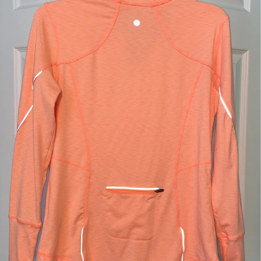 Active Jacket - Picture 2 of 3